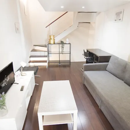 Rentalsevilla Alhondiga Apartment *