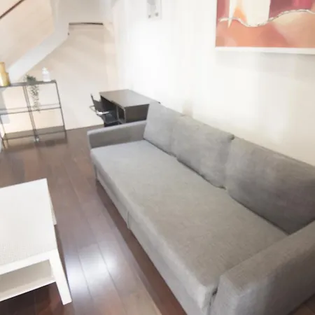 Rentalsevilla Alhondiga Siviglia